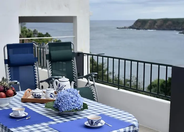 Casa Hortensias - House